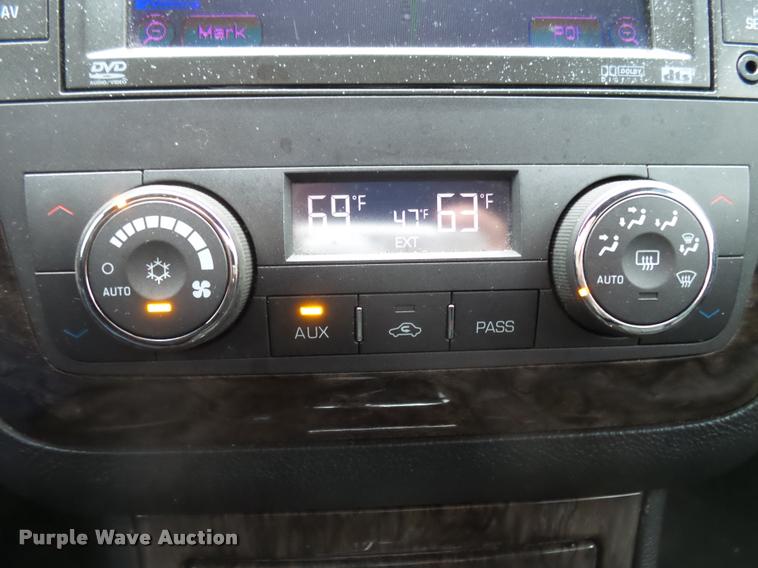 image for item BM9555 2009 Cadillac DTS