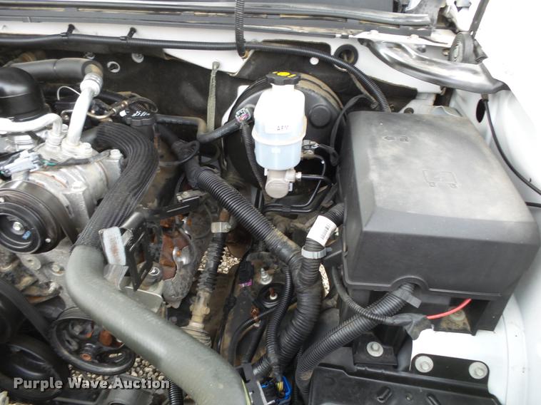 image for item BM9556 2012 Chevrolet Silverado 1500 pickup truck