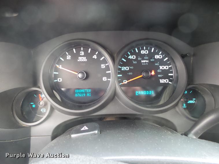 image for item BM9556 2012 Chevrolet Silverado 1500 pickup truck