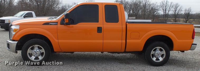 image for item BM9557 2011 Ford F250 Super Duty SuperCab pickup truck