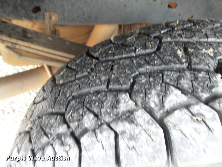 image for item BM9557 2011 Ford F250 Super Duty SuperCab pickup truck