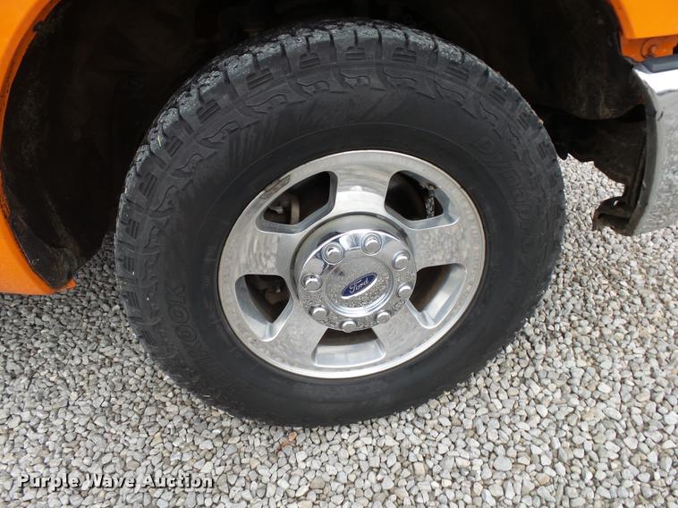 image for item BM9557 2011 Ford F250 Super Duty SuperCab pickup truck