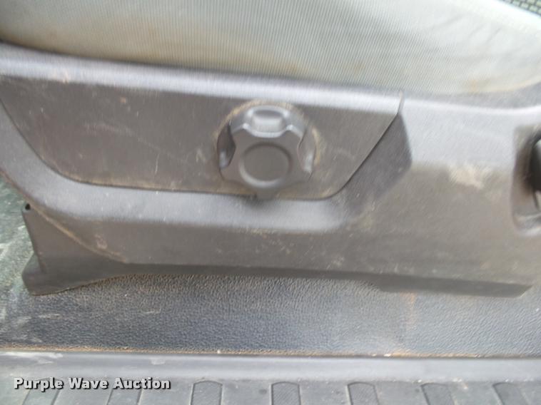 image for item BM9557 2011 Ford F250 Super Duty SuperCab pickup truck