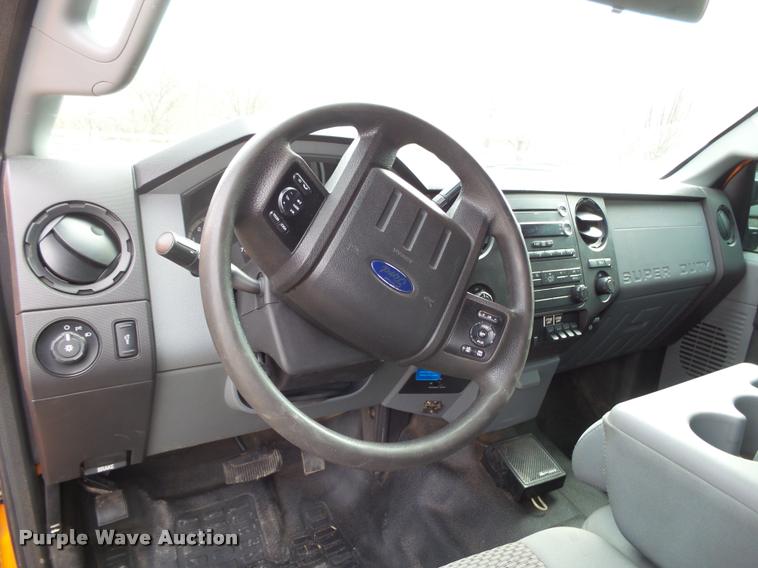 image for item BM9557 2011 Ford F250 Super Duty SuperCab pickup truck