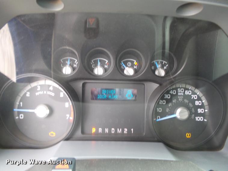 image for item BM9557 2011 Ford F250 Super Duty SuperCab pickup truck