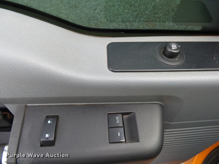 image for item BM9557 2011 Ford F250 Super Duty SuperCab pickup truck