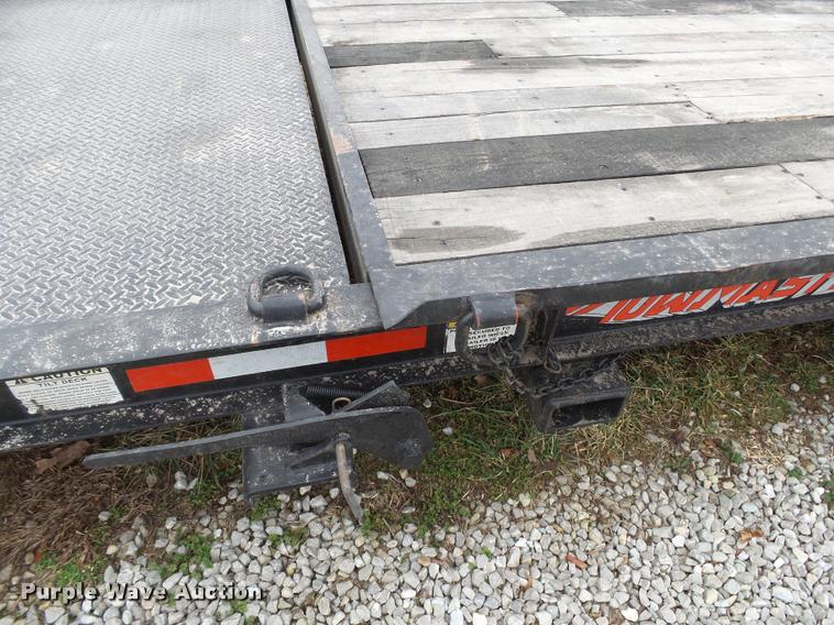 image for item BM9558 2003 Towmaster T-12T tilt deck utility trailer
