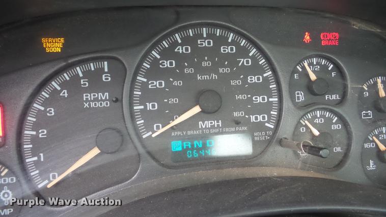 image for item BU9282 2002 Chevrolet Silverado 2500HD pickup truck