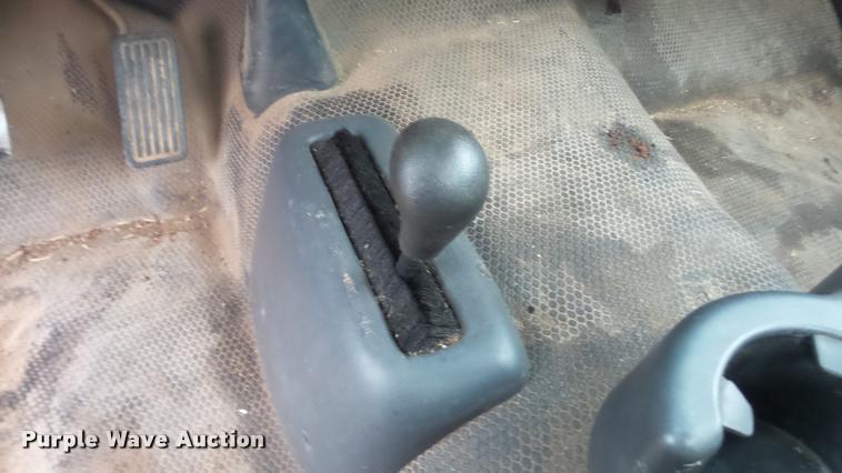 image for item BU9282 2002 Chevrolet Silverado 2500HD pickup truck