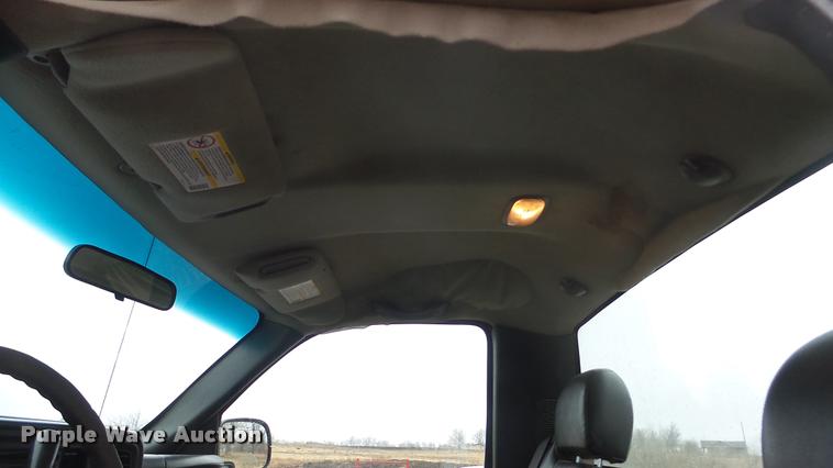 image for item BU9282 2002 Chevrolet Silverado 2500HD pickup truck