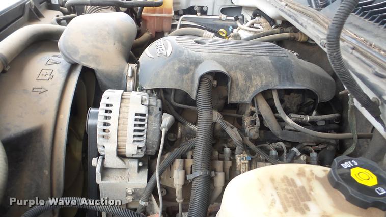 image for item BU9282 2002 Chevrolet Silverado 2500HD pickup truck