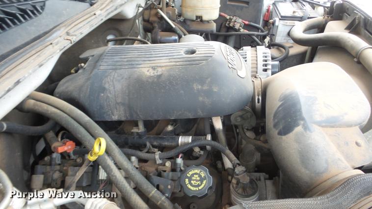 image for item BU9282 2002 Chevrolet Silverado 2500HD pickup truck