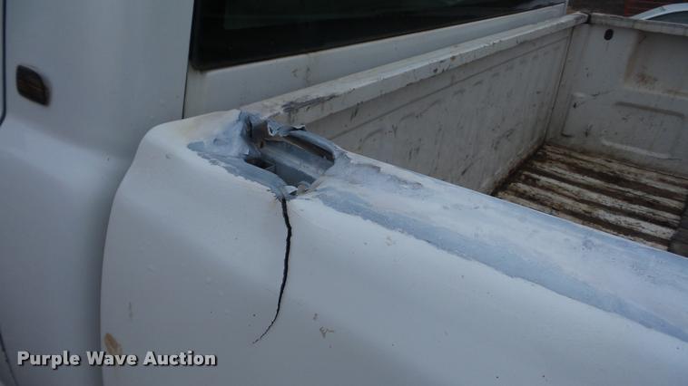 image for item BU9282 2002 Chevrolet Silverado 2500HD pickup truck