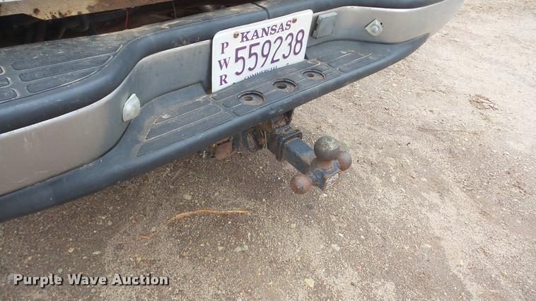 image for item BU9282 2002 Chevrolet Silverado 2500HD pickup truck