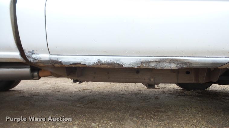 image for item BU9282 2002 Chevrolet Silverado 2500HD pickup truck