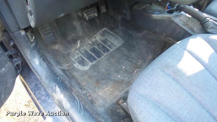 image for item BU9301 2002 Chevrolet Cavalier