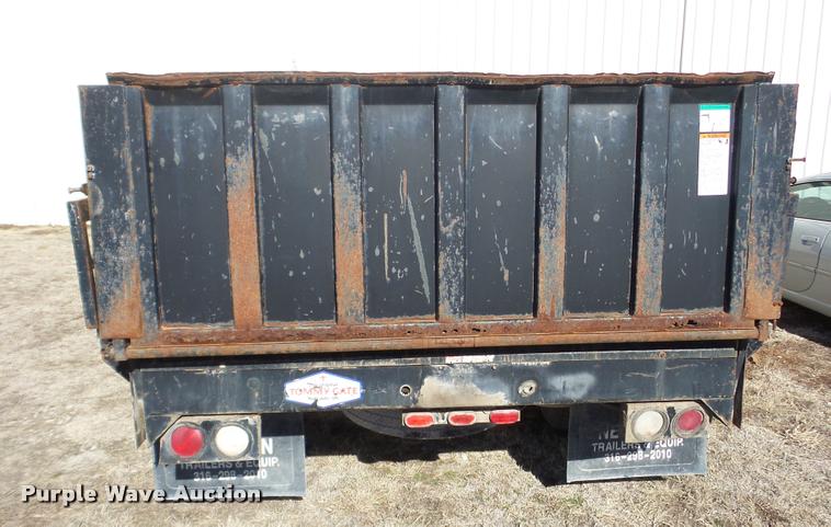 image for item BU9306 1992 Chevrolet 3500 flatbed pickup truck