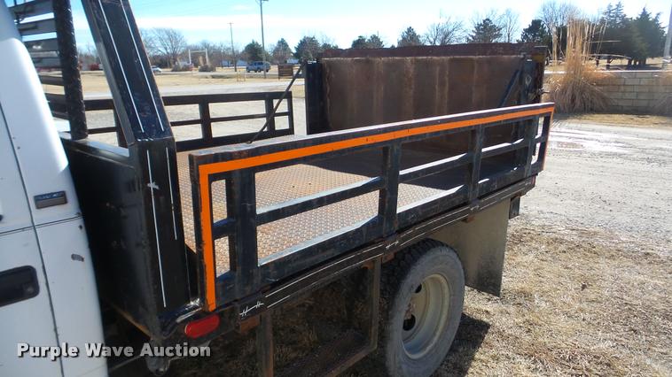 image for item BU9306 1992 Chevrolet 3500 flatbed pickup truck