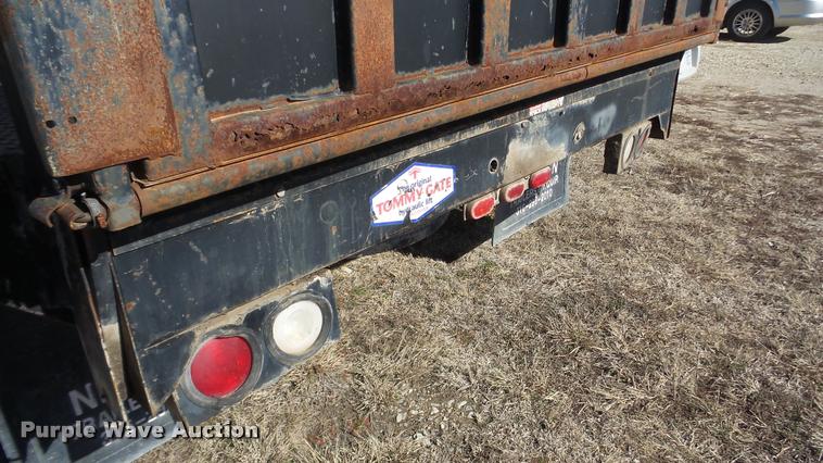 image for item BU9306 1992 Chevrolet 3500 flatbed pickup truck