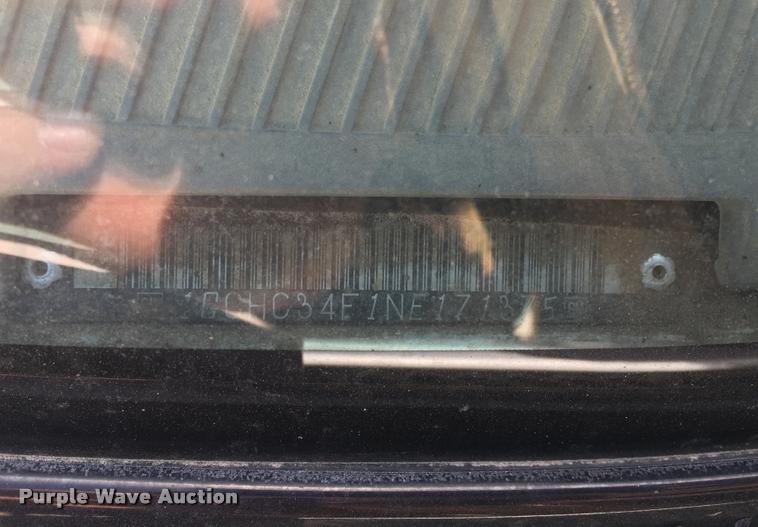 image for item BU9306 1992 Chevrolet 3500 flatbed pickup truck