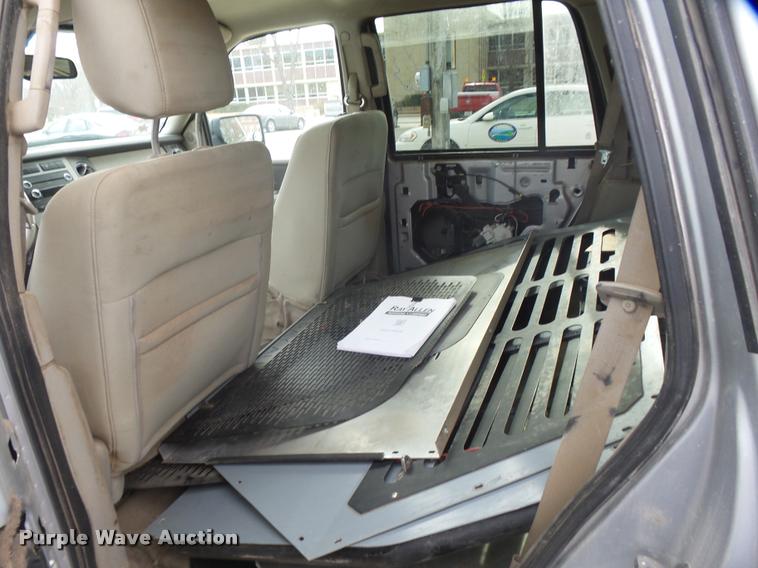 image for item BU9886 2010 Ford Expedition XLT SUV