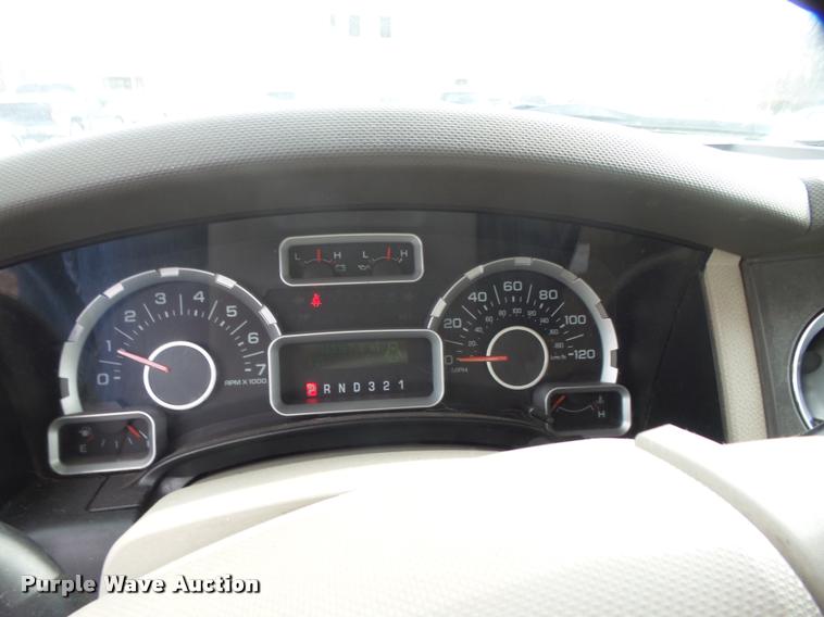 image for item BU9886 2010 Ford Expedition XLT SUV