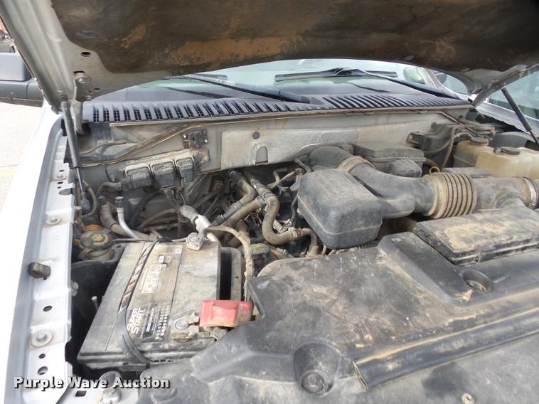 image for item BU9886 2010 Ford Expedition XLT SUV