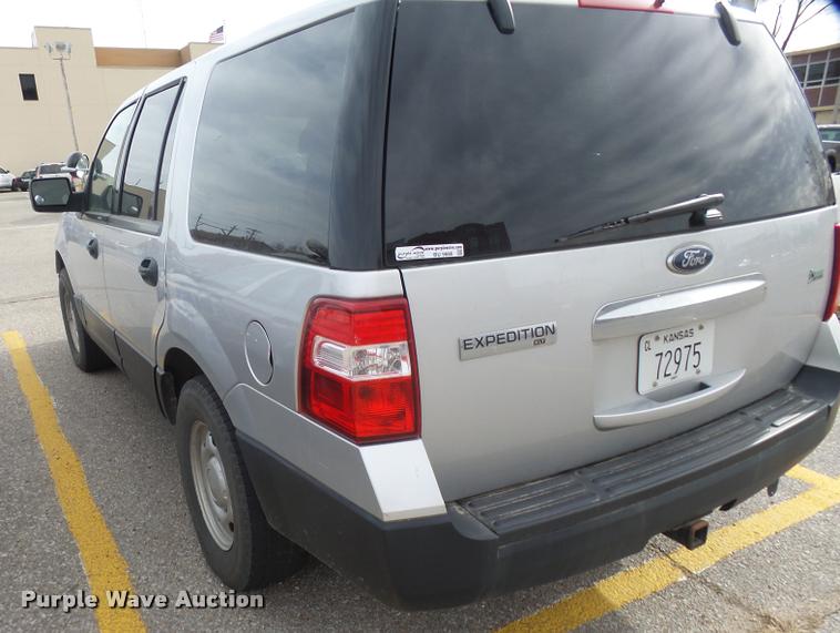 image for item BU9886 2010 Ford Expedition XLT SUV