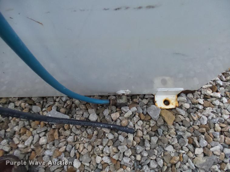 image for item BW9719 Wheel well fuel tank