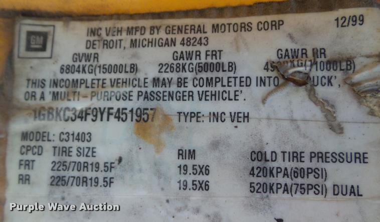 image for item CB9764 2000 Chevrolet 3500HD cab and chassis pickup truck