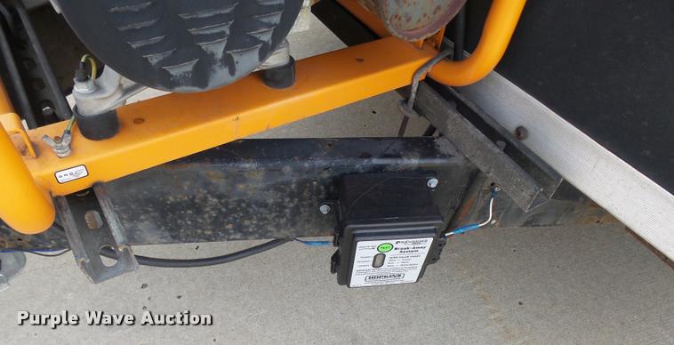 image for item CC9056 2001 Kiefer enclosed cargo trailer