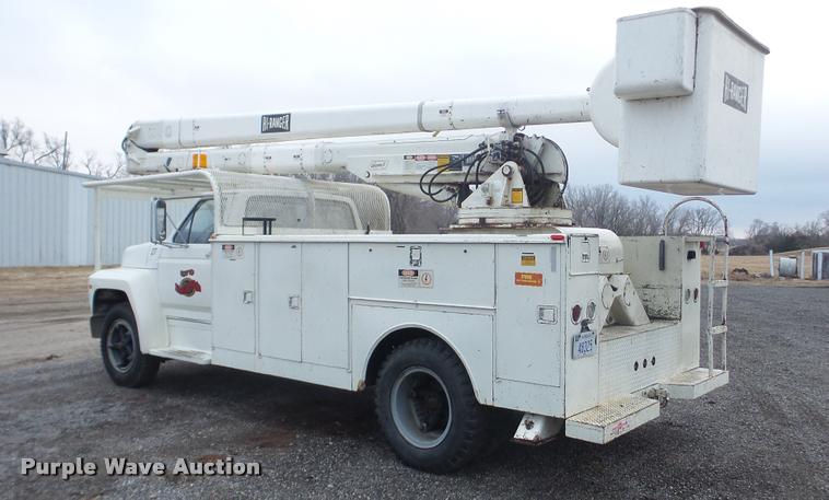 image for item DA0251 1982 Ford F600G bucket truck