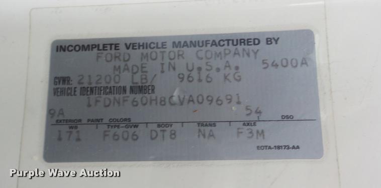 image for item DA0251 1982 Ford F600G bucket truck