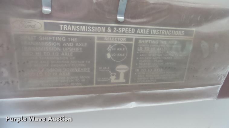 image for item DA0251 1982 Ford F600G bucket truck