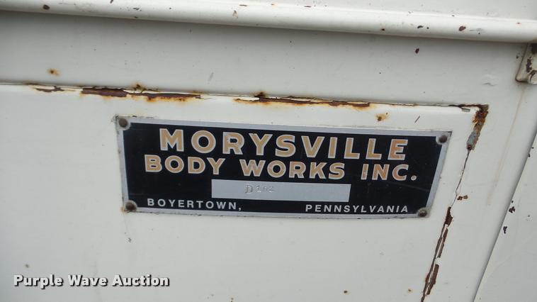 image for item DA0251 1982 Ford F600G bucket truck