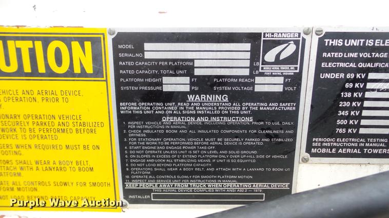 image for item DA0251 1982 Ford F600G bucket truck