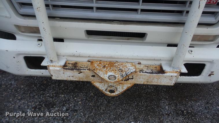 image for item DA0251 1982 Ford F600G bucket truck