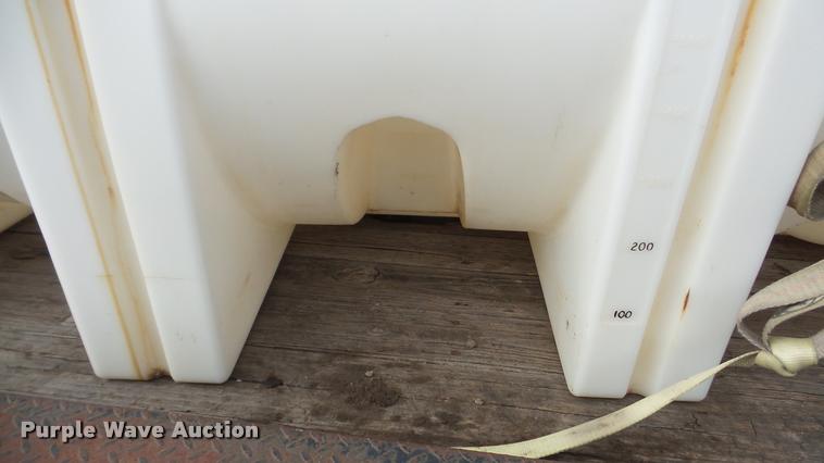 image for item DA0286 Poly tank