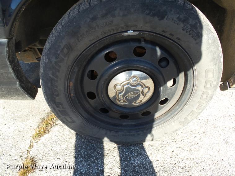 image for item DA2507 2010 Ford Crown Victoria Police Interceptor