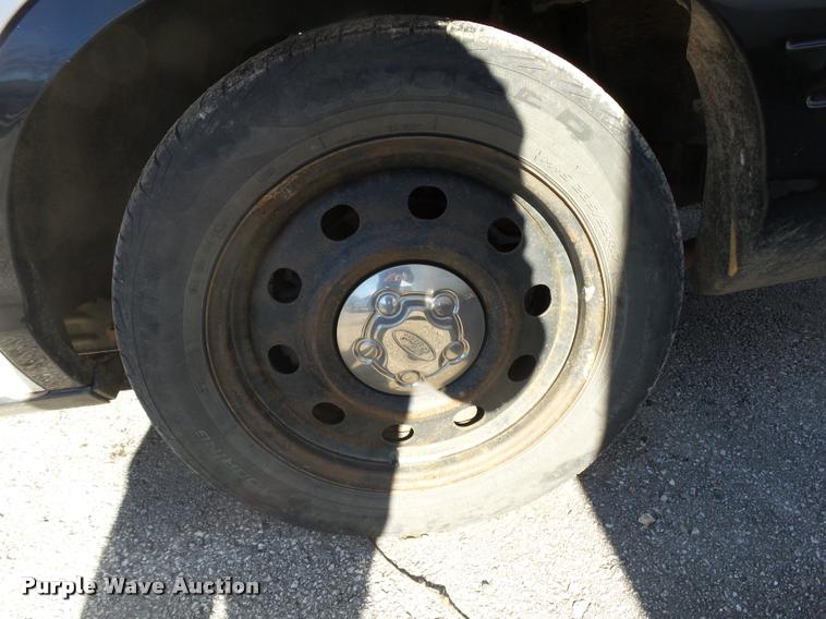 image for item DA2507 2010 Ford Crown Victoria Police Interceptor