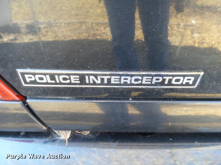 image for item DA2507 2010 Ford Crown Victoria Police Interceptor