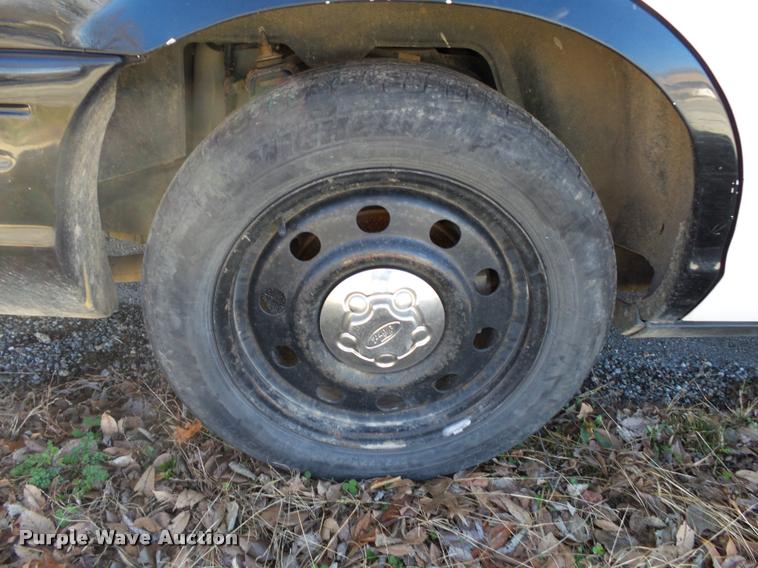 image for item DA2507 2010 Ford Crown Victoria Police Interceptor