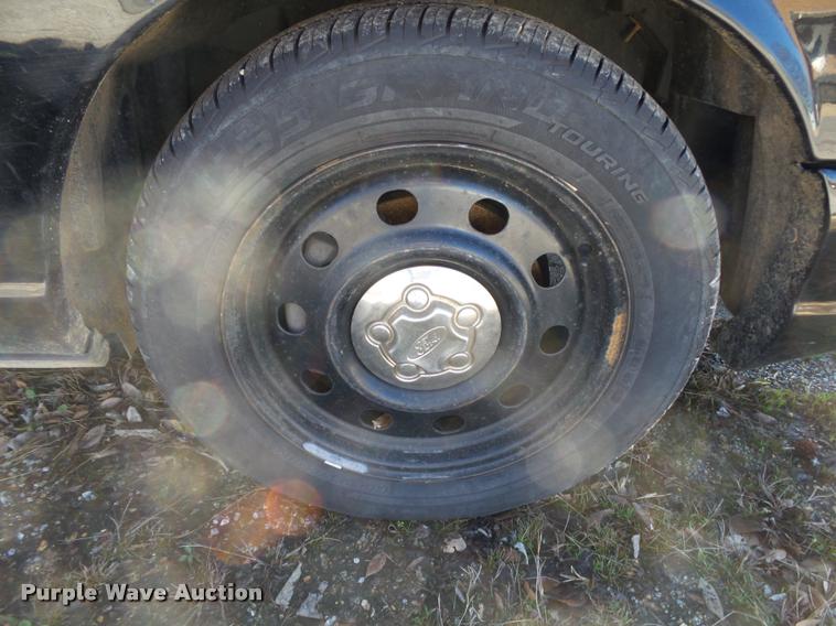 image for item DA2507 2010 Ford Crown Victoria Police Interceptor