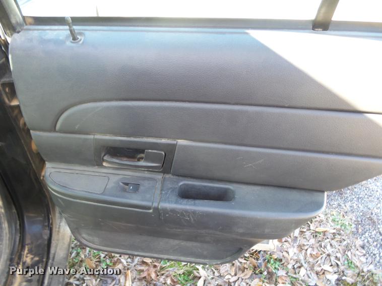 image for item DA2507 2010 Ford Crown Victoria Police Interceptor