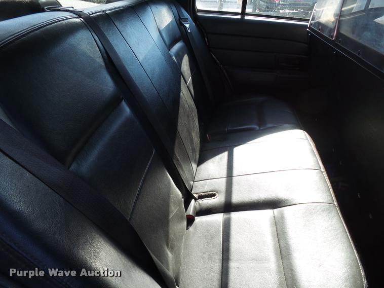 image for item DA2507 2010 Ford Crown Victoria Police Interceptor