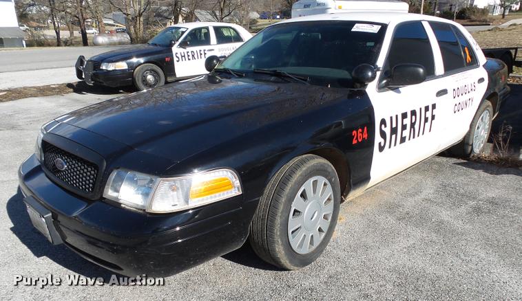 image for item DA2509 2009 Ford Crown Victoria Police Interceptor