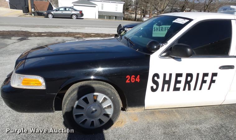 image for item DA2509 2009 Ford Crown Victoria Police Interceptor