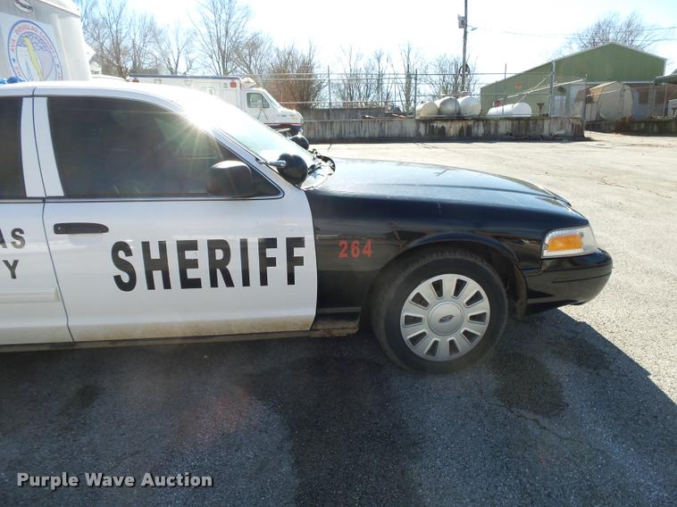image for item DA2509 2009 Ford Crown Victoria Police Interceptor