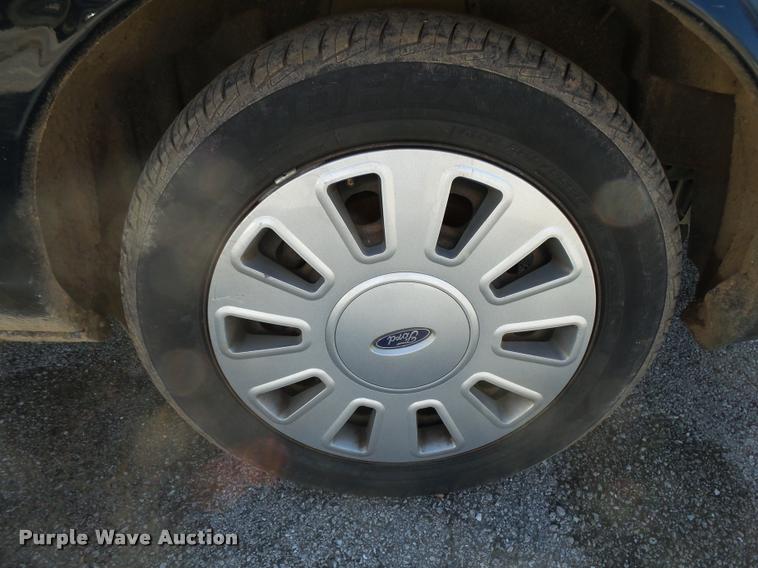 image for item DA2509 2009 Ford Crown Victoria Police Interceptor