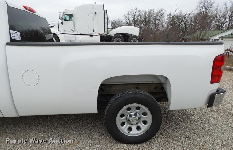 image for item DA2517 2012 Chevrolet Silverado 1500 pickup truck